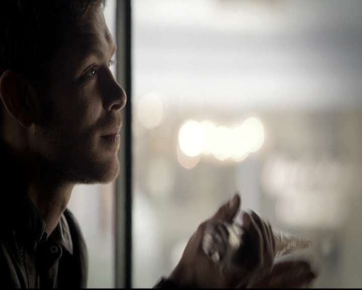 VampireDiariesWorld_dot_nl-TheOriginals_2x18NightHasAThousandEyes0708.jpg