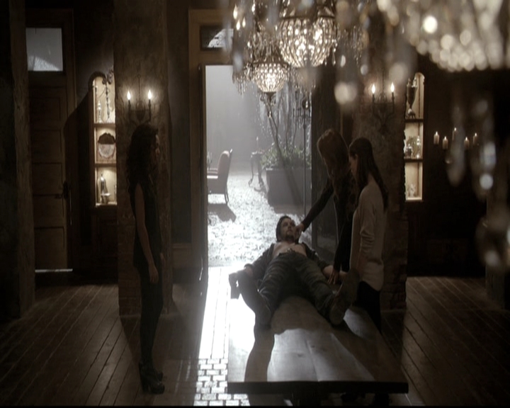 VampireDiariesWorld_dot_nl-TheOriginals_2x18NightHasAThousandEyes0744.jpg