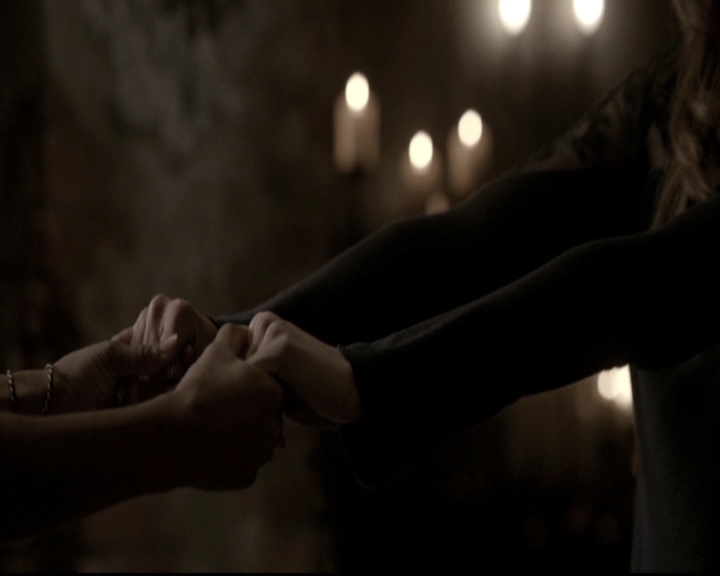 VampireDiariesWorld_dot_nl-TheOriginals_2x18NightHasAThousandEyes0758.jpg