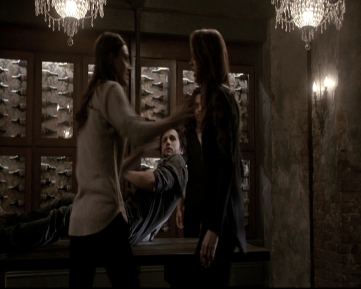 VampireDiariesWorld_dot_nl-TheOriginals_2x18NightHasAThousandEyes0800.jpg