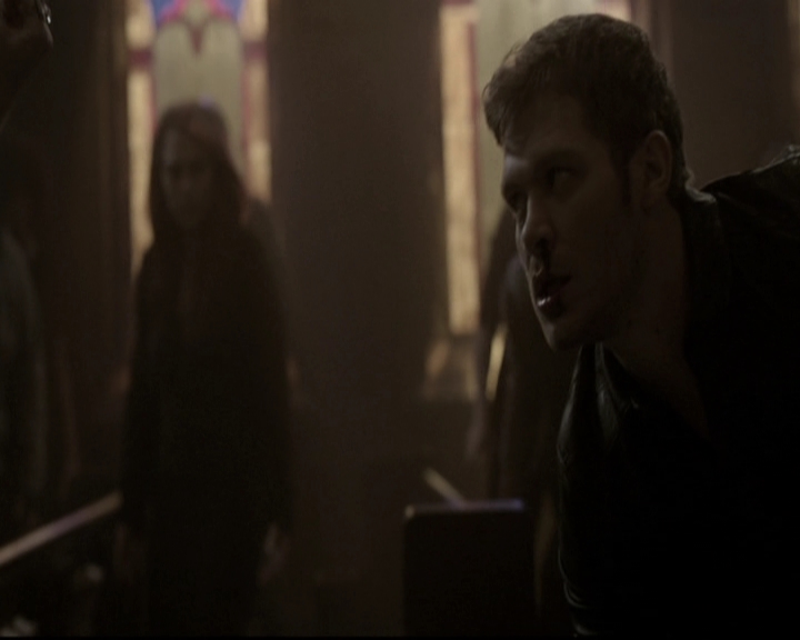 VampireDiariesWorld_dot_nl-TheOriginals_2x18NightHasAThousandEyes1350.jpg