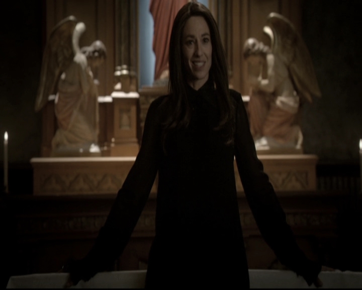 VampireDiariesWorld_dot_nl-TheOriginals_2x18NightHasAThousandEyes1551.jpg