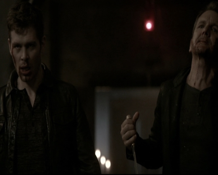 VampireDiariesWorld_dot_nl-TheOriginals_2x18NightHasAThousandEyes1562.jpg