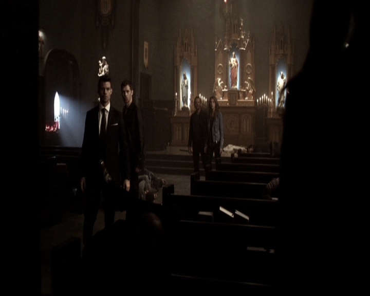 VampireDiariesWorld_dot_nl-TheOriginals_2x18NightHasAThousandEyes1806.jpg