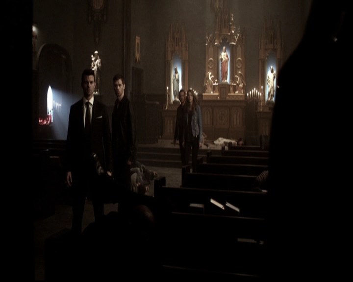 VampireDiariesWorld_dot_nl-TheOriginals_2x18NightHasAThousandEyes1808.jpg