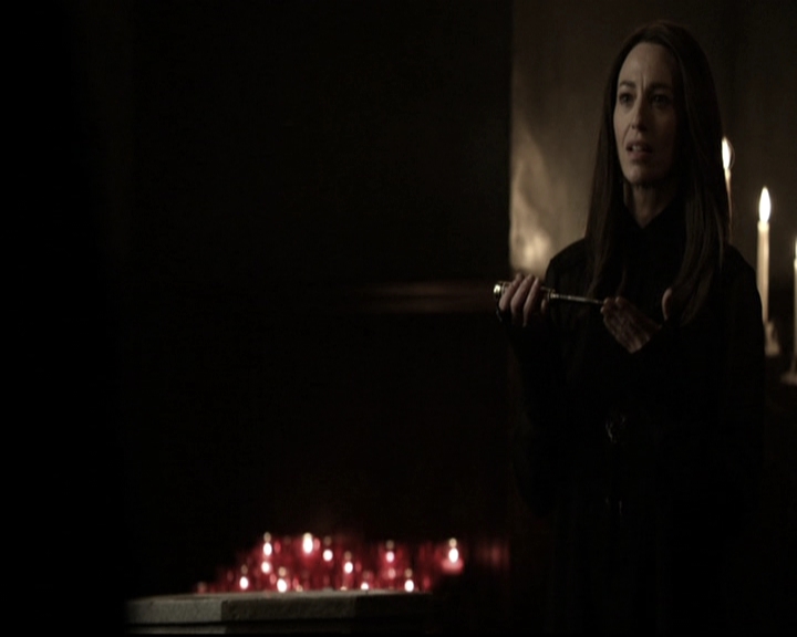 VampireDiariesWorld_dot_nl-TheOriginals_2x18NightHasAThousandEyes1809.jpg