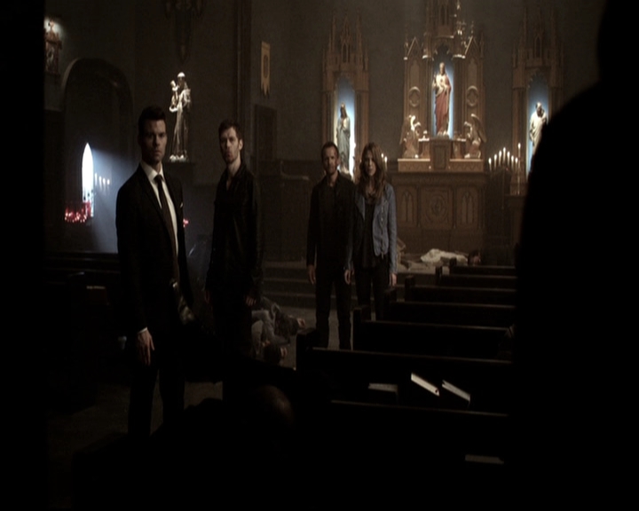 VampireDiariesWorld_dot_nl-TheOriginals_2x18NightHasAThousandEyes1831.jpg