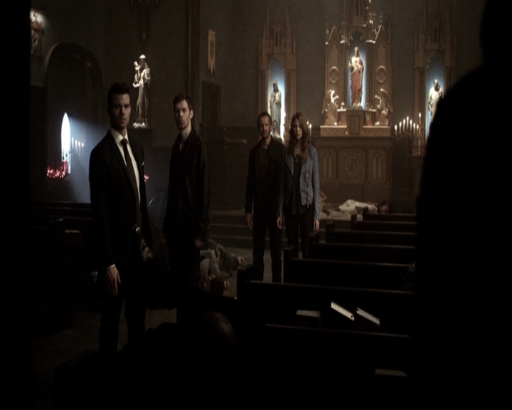 VampireDiariesWorld_dot_nl-TheOriginals_2x18NightHasAThousandEyes1832.jpg