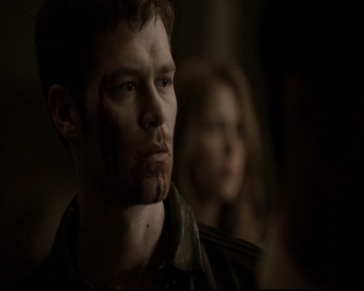 VampireDiariesWorld_dot_nl-TheOriginals_2x18NightHasAThousandEyes1840.jpg