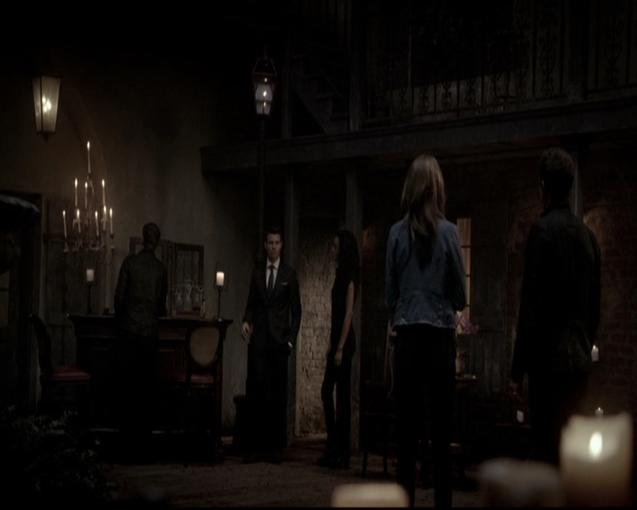 VampireDiariesWorld_dot_nl-TheOriginals_2x18NightHasAThousandEyes1942.jpg