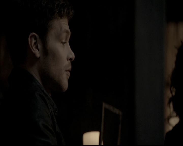 VampireDiariesWorld_dot_nl-TheOriginals_2x18NightHasAThousandEyes2003.jpg