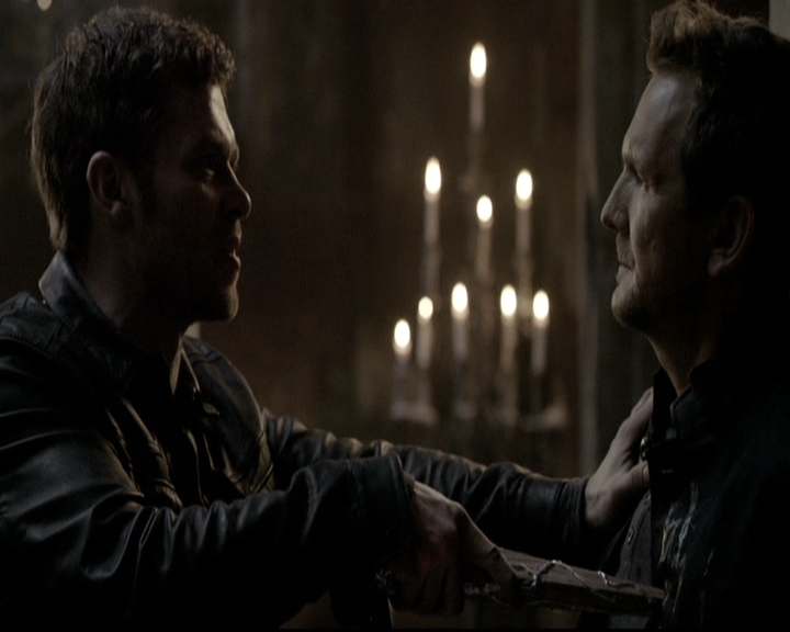 VampireDiariesWorld_dot_nl-TheOriginals_2x18NightHasAThousandEyes2055.jpg