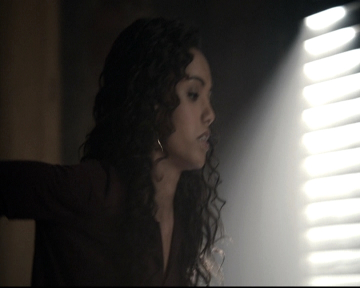 VampireDiariesWorld_dot_nl-TheOriginals_2x19WhenTheLeveeBreaks0035.jpg