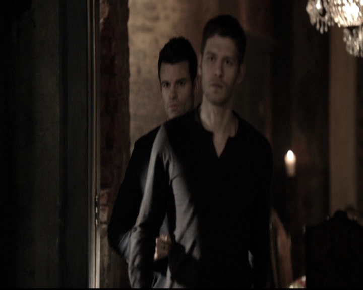 VampireDiariesWorld_dot_nl-TheOriginals_2x19WhenTheLeveeBreaks0107.jpg