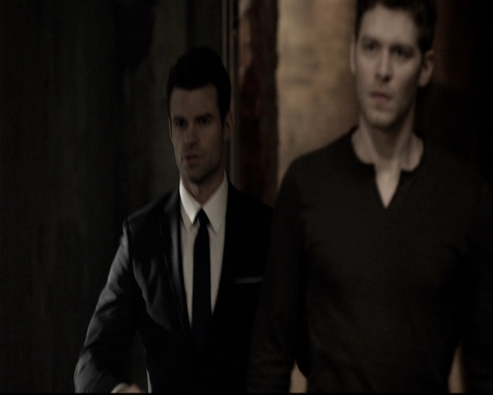 VampireDiariesWorld_dot_nl-TheOriginals_2x19WhenTheLeveeBreaks0108.jpg