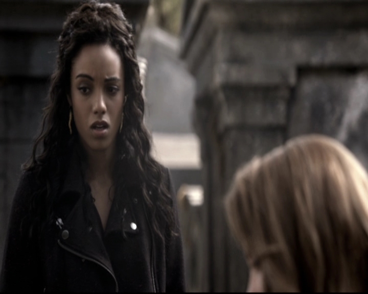 VampireDiariesWorld_dot_nl-TheOriginals_2x19WhenTheLeveeBreaks0323.jpg