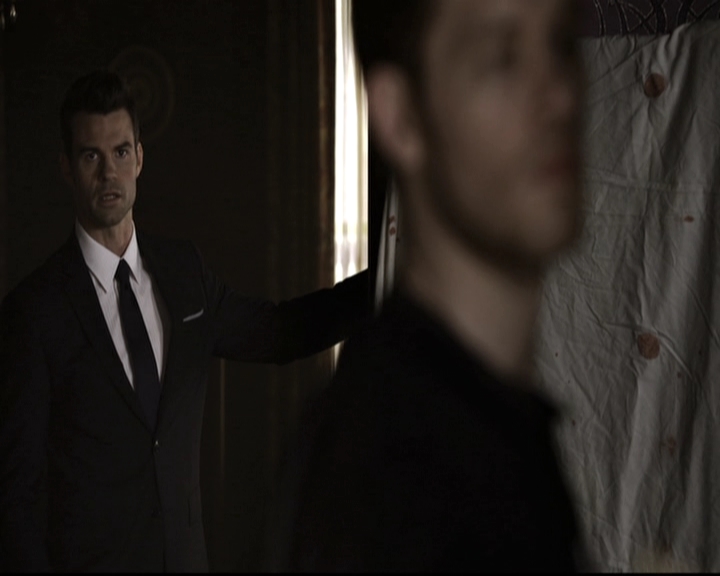 VampireDiariesWorld_dot_nl-TheOriginals_2x19WhenTheLeveeBreaks0412.jpg