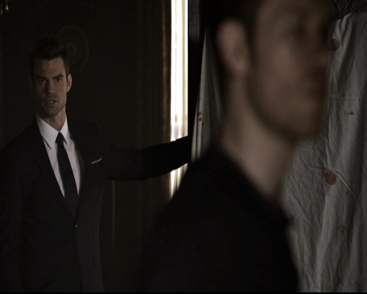 VampireDiariesWorld_dot_nl-TheOriginals_2x19WhenTheLeveeBreaks0413.jpg