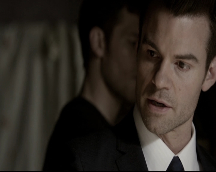 VampireDiariesWorld_dot_nl-TheOriginals_2x19WhenTheLeveeBreaks0421.jpg