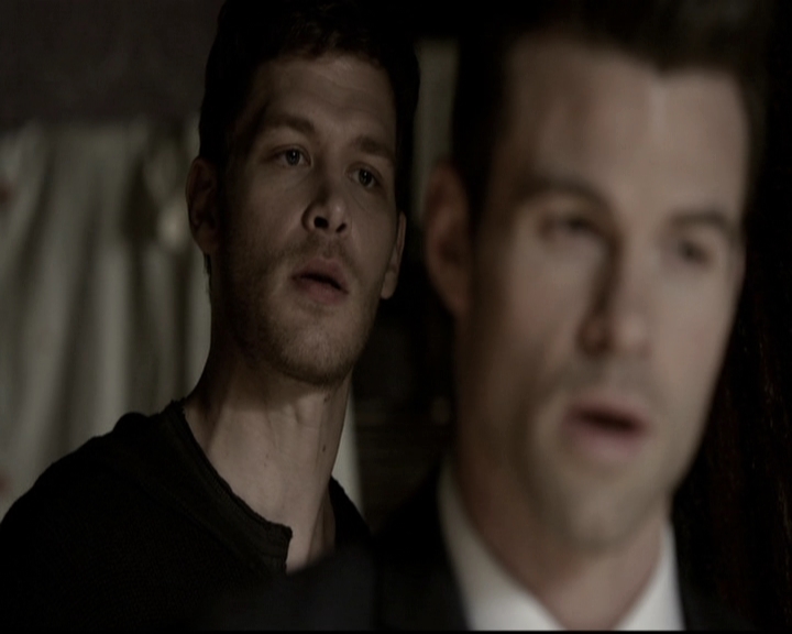 VampireDiariesWorld_dot_nl-TheOriginals_2x19WhenTheLeveeBreaks0425.jpg