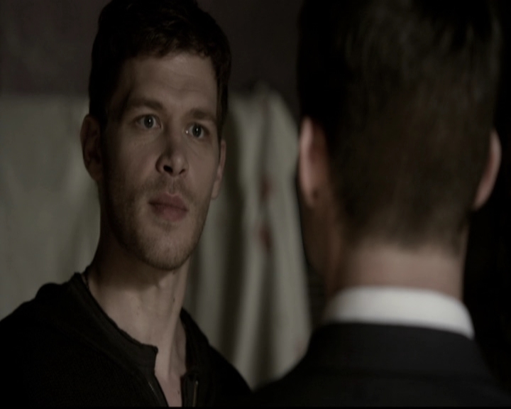 VampireDiariesWorld_dot_nl-TheOriginals_2x19WhenTheLeveeBreaks0451.jpg