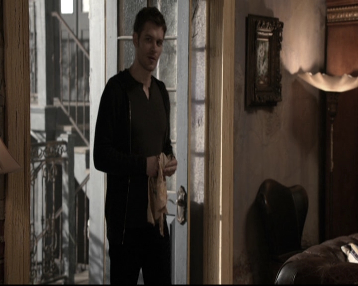 VampireDiariesWorld_dot_nl-TheOriginals_2x19WhenTheLeveeBreaks0500.jpg