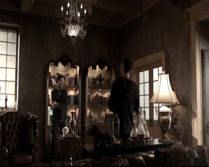 VampireDiariesWorld_dot_nl-TheOriginals_2x19WhenTheLeveeBreaks0506.jpg