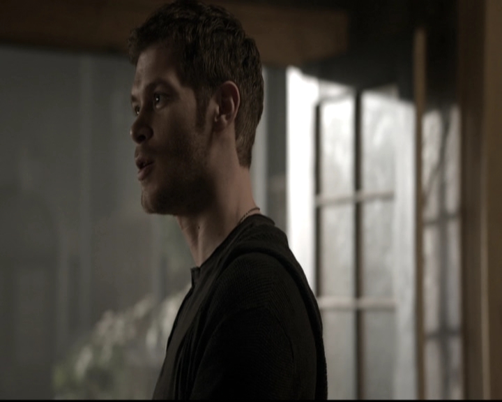 VampireDiariesWorld_dot_nl-TheOriginals_2x19WhenTheLeveeBreaks0518.jpg