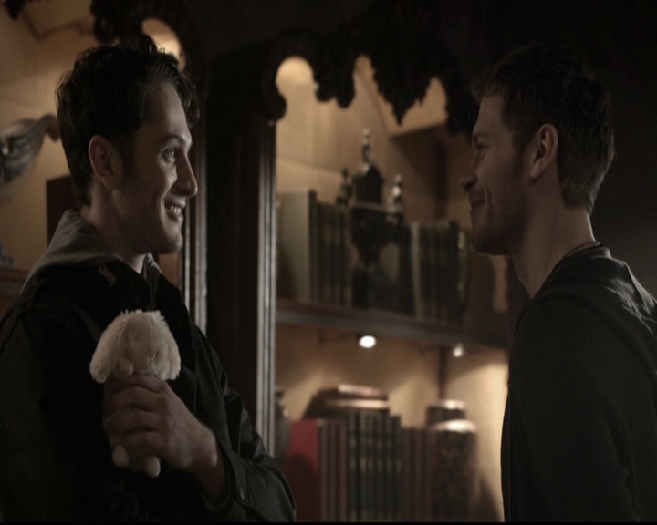 VampireDiariesWorld_dot_nl-TheOriginals_2x19WhenTheLeveeBreaks0537.jpg