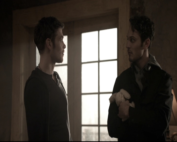 VampireDiariesWorld_dot_nl-TheOriginals_2x19WhenTheLeveeBreaks0545.jpg