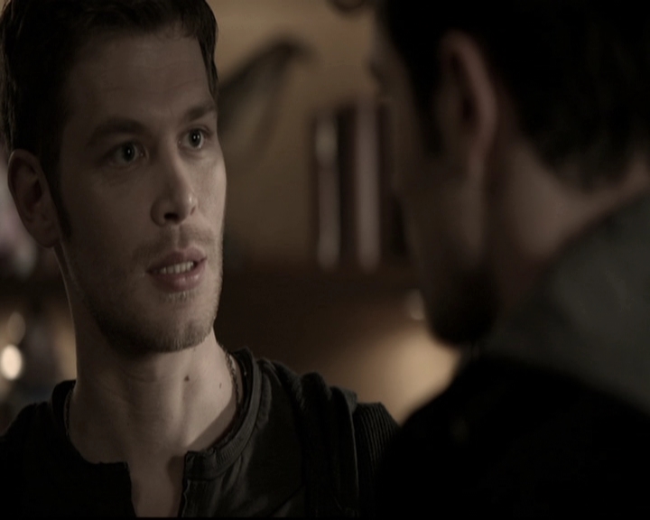 VampireDiariesWorld_dot_nl-TheOriginals_2x19WhenTheLeveeBreaks0551.jpg