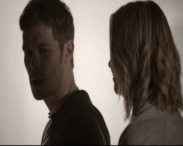 VampireDiariesWorld_dot_nl-TheOriginals_2x19WhenTheLeveeBreaks0883.jpg