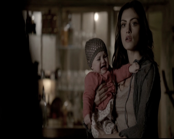 VampireDiariesWorld_dot_nl-TheOriginals_2x19WhenTheLeveeBreaks1011.jpg