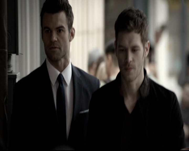 VampireDiariesWorld_dot_nl-TheOriginals_2x19WhenTheLeveeBreaks1369.jpg