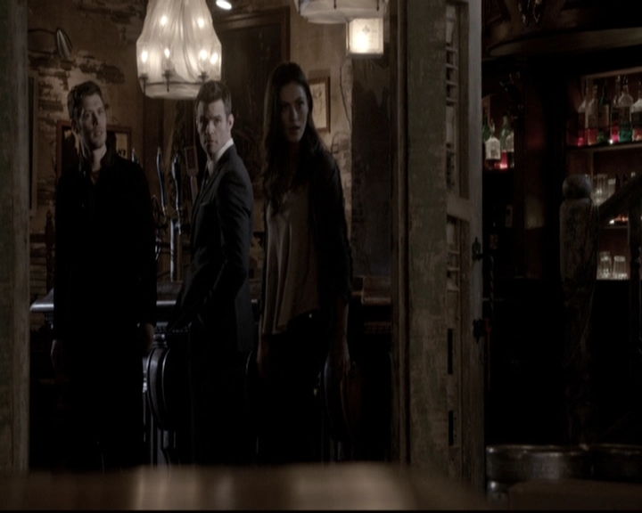 VampireDiariesWorld_dot_nl-TheOriginals_2x19WhenTheLeveeBreaks1795.jpg