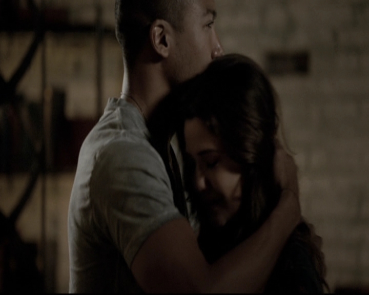 VampireDiariesWorld_dot_nl-TheOriginals_2x19WhenTheLeveeBreaks1913.jpg