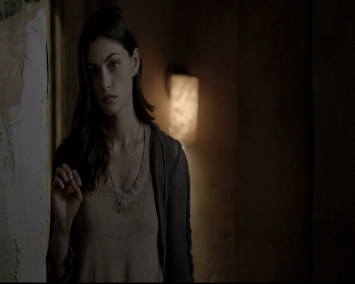 VampireDiariesWorld_dot_nl-TheOriginals_2x19WhenTheLeveeBreaks1964.jpg