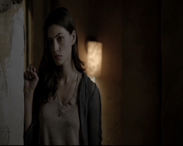 VampireDiariesWorld_dot_nl-TheOriginals_2x19WhenTheLeveeBreaks1966.jpg