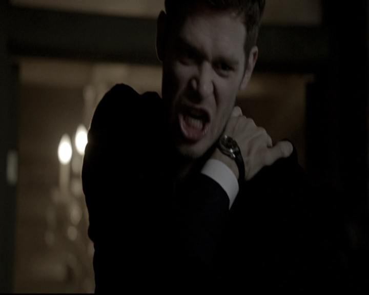 VampireDiariesWorld_dot_nl-TheOriginals_2x19WhenTheLeveeBreaks2203.jpg