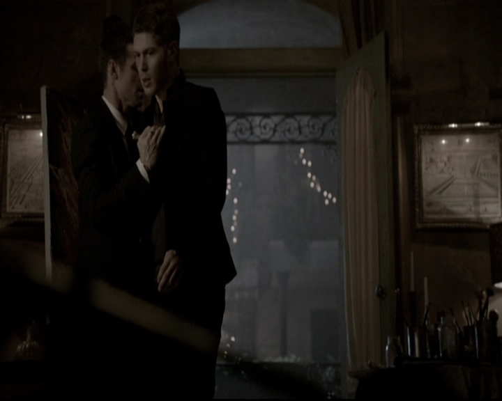 VampireDiariesWorld_dot_nl-TheOriginals_2x19WhenTheLeveeBreaks2225.jpg