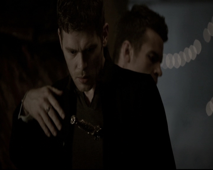 VampireDiariesWorld_dot_nl-TheOriginals_2x19WhenTheLeveeBreaks2228.jpg