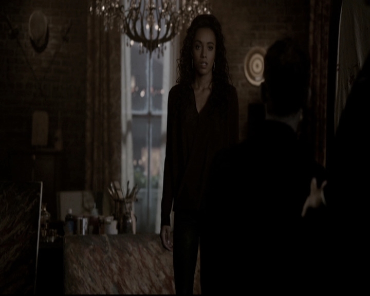 VampireDiariesWorld_dot_nl-TheOriginals_2x19WhenTheLeveeBreaks2237.jpg