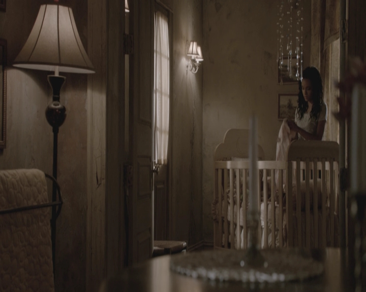 VampireDiariesWorld-dot-nl_TheOriginals-2x20CityBeneathTheSea-DeletedScenes0001.jpg