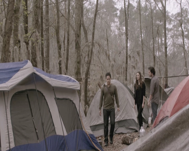 VampireDiariesWorld-dot-nl_TheOriginals-2x20CityBeneathTheSea-DeletedScenes0073.jpg