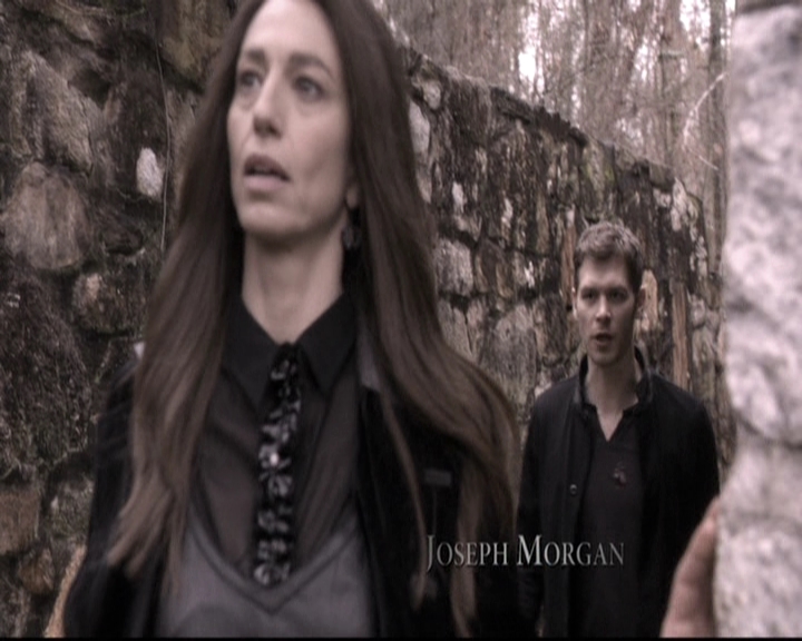 VampireDiariesWorld_dot_nl-TheOriginals_2x20CityBeneathTheSea0118.jpg