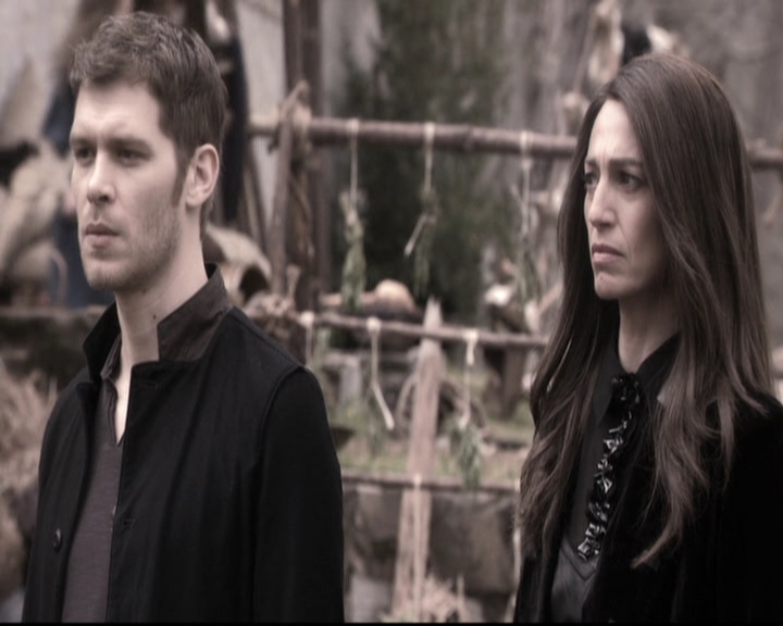 VampireDiariesWorld_dot_nl-TheOriginals_2x20CityBeneathTheSea0170.jpg