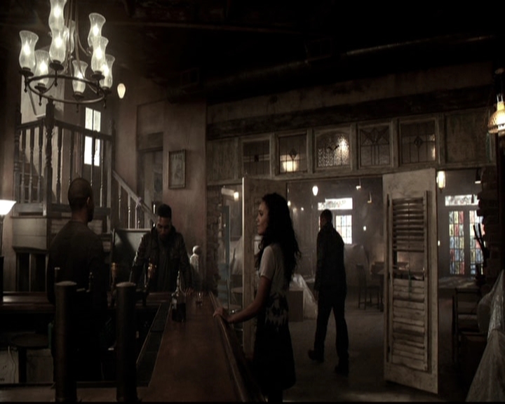 VampireDiariesWorld_dot_nl-TheOriginals_2x20CityBeneathTheSea0327.jpg