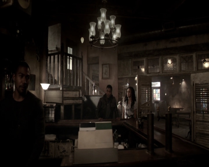 VampireDiariesWorld_dot_nl-TheOriginals_2x20CityBeneathTheSea0361.jpg