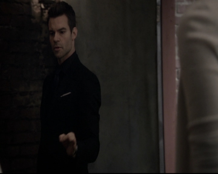 VampireDiariesWorld_dot_nl-TheOriginals_2x20CityBeneathTheSea0402.jpg