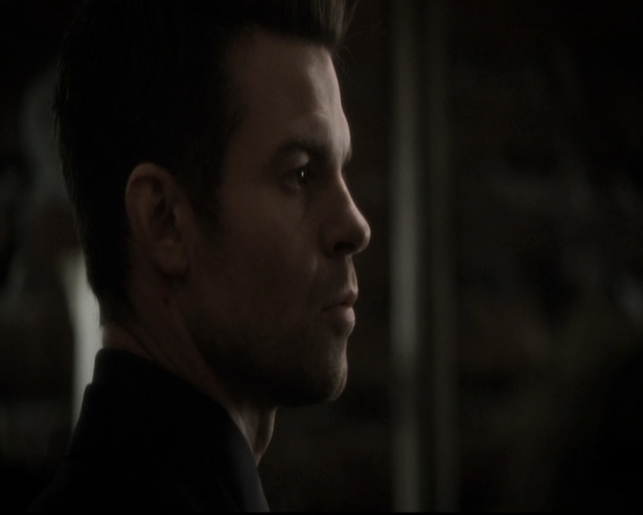 VampireDiariesWorld_dot_nl-TheOriginals_2x20CityBeneathTheSea0425.jpg